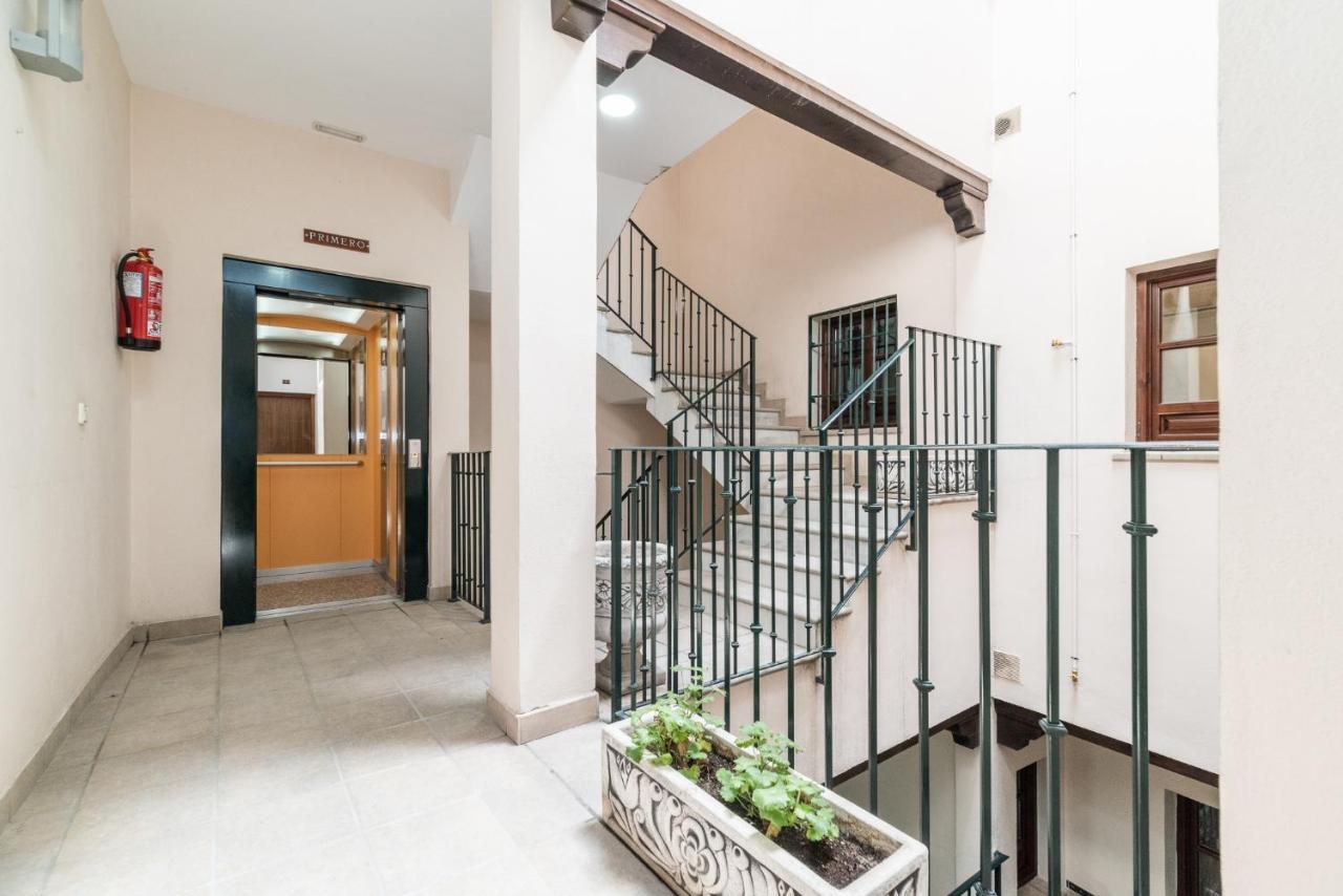 Moderno Apartamento Centro De Granada 2 מראה חיצוני תמונה